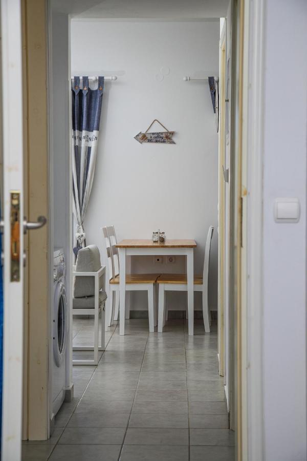 Mmm Apartment Makrýgialos Eksteriør bilde